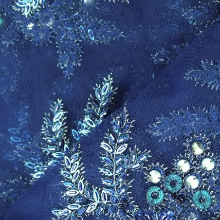 Tissus dentelle perlée fleuri bleu