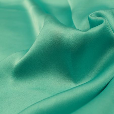 Tissu satin polyester bleu turquoise uni – Haute qualité pour couture et décoration