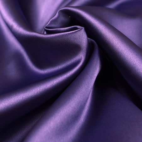 Tissus satin uni violet